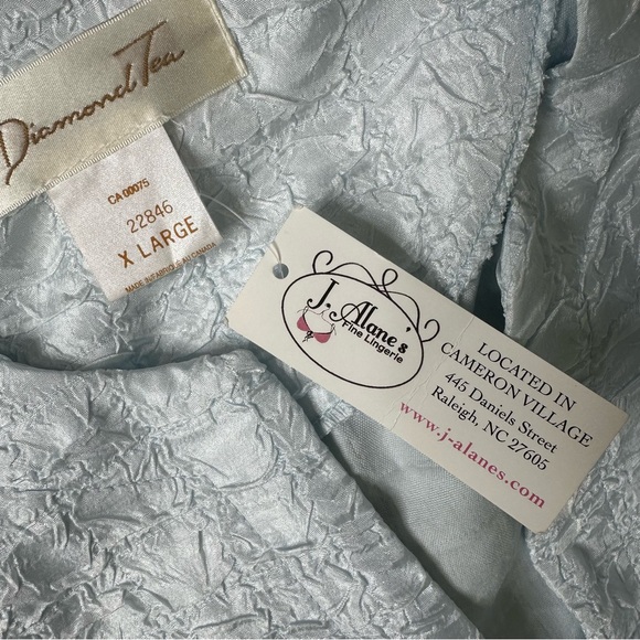 Diamond Tea XL Crinkle Satin Long Zip Robe NWT - Picture 13 of 16